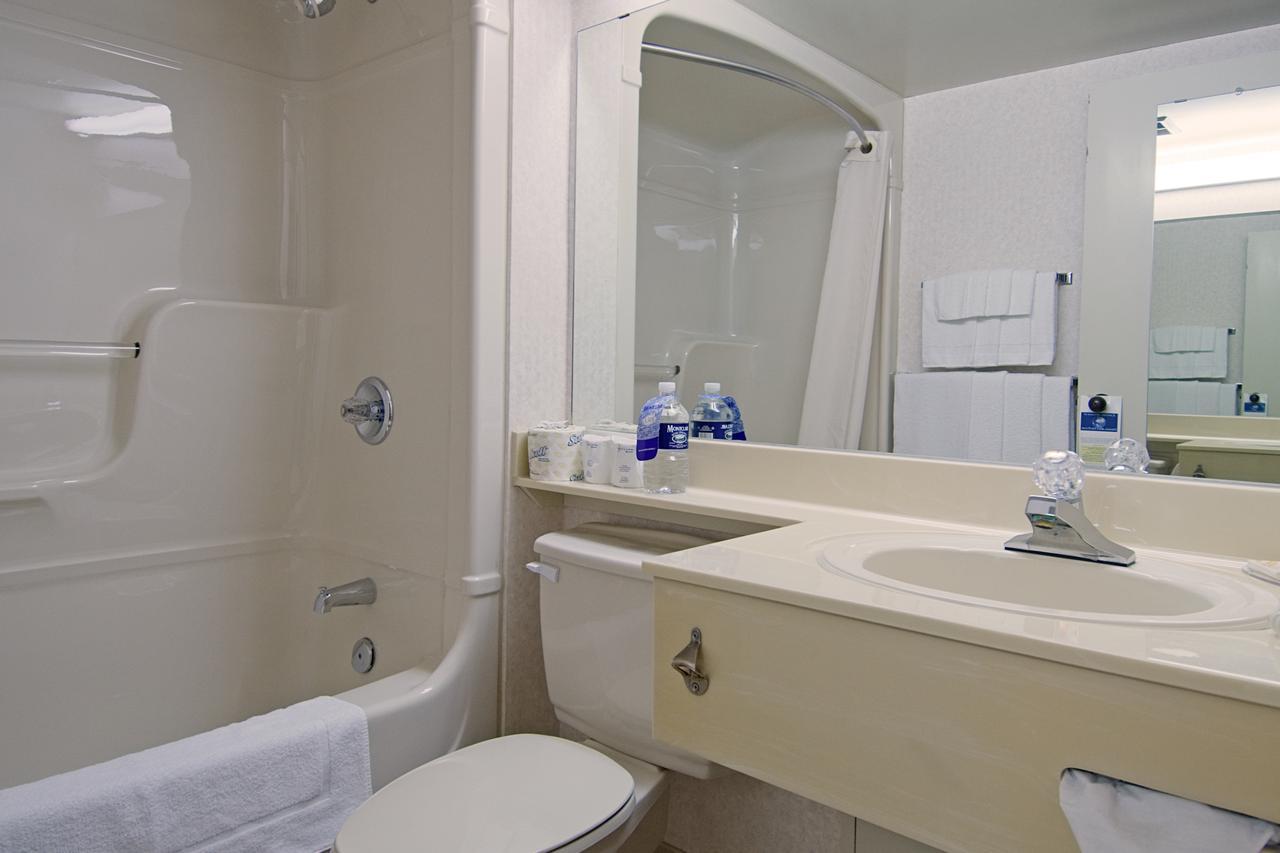 Courtyard By Marriott Regina Downtown Hotel Ngoại thất bức ảnh