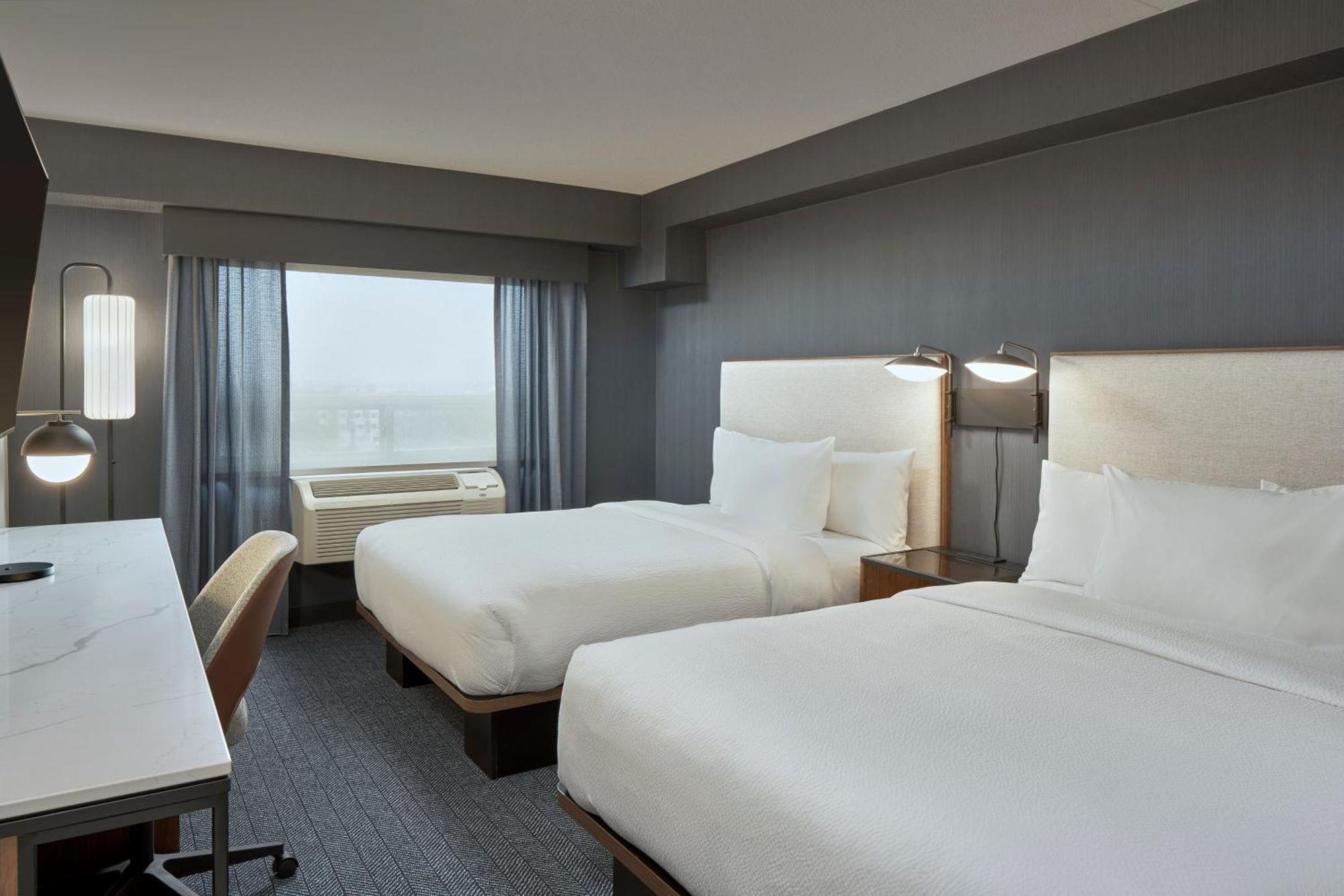 Courtyard By Marriott Regina Downtown Hotel Ngoại thất bức ảnh